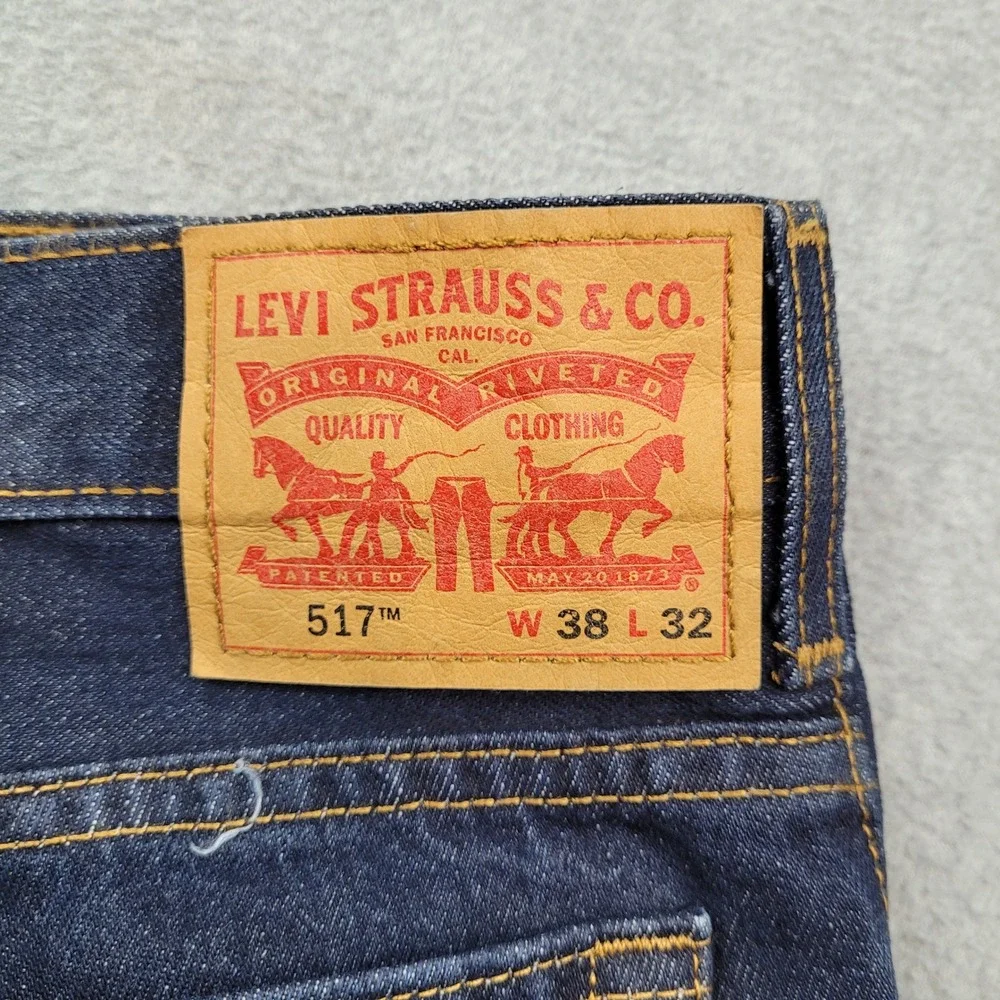 Levi's 517 Bootcut Jeans Mens 38x32 Blue Denim 100% Cotton Classic Dark Wash